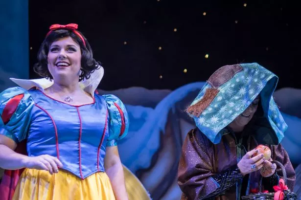 Huddersfield panto Snow White's far more than all right!